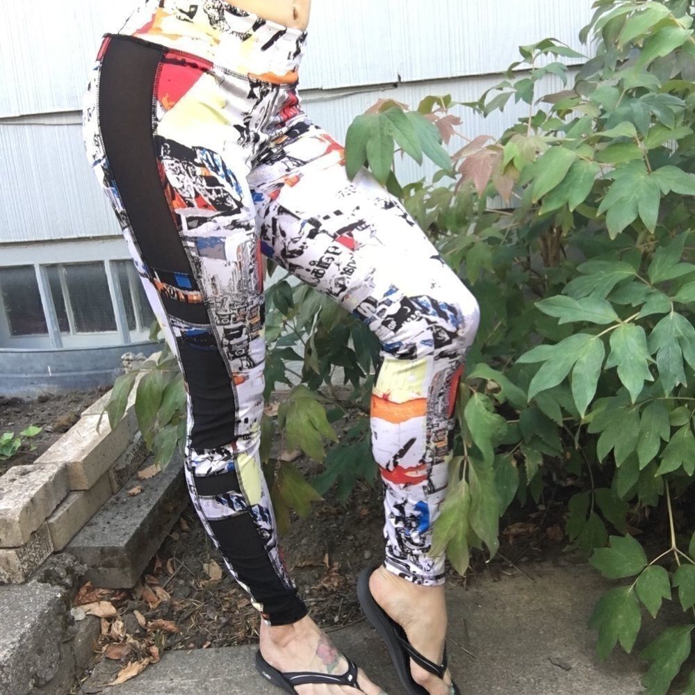 Forever 21 colorful mesh side panel fitness pants - Picture 4 of 6
